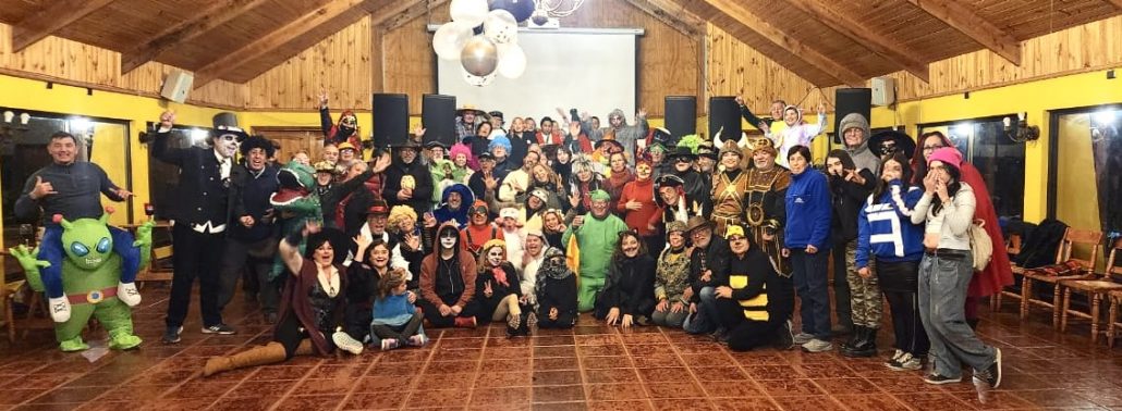 Con la presencia de aproximadamente 40 máquinas, ACAR-CHILE celebra en el parque municipal de Monte Patria un nuevo aniversario.